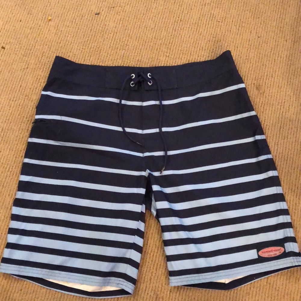 Vineyard vines men’s swim trunks